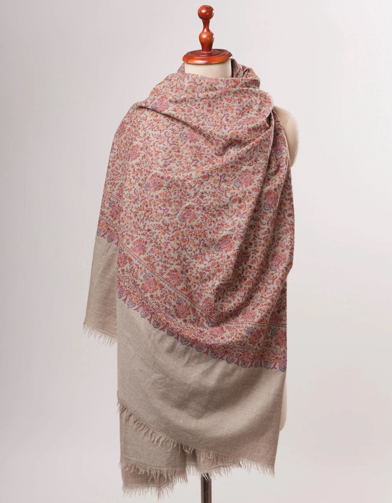 Hand Embroidered Sozni - Pashmina Shawl