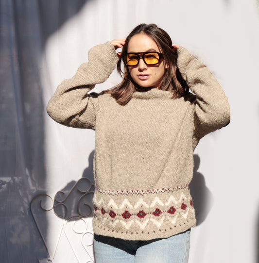 Align Earth minimal grey