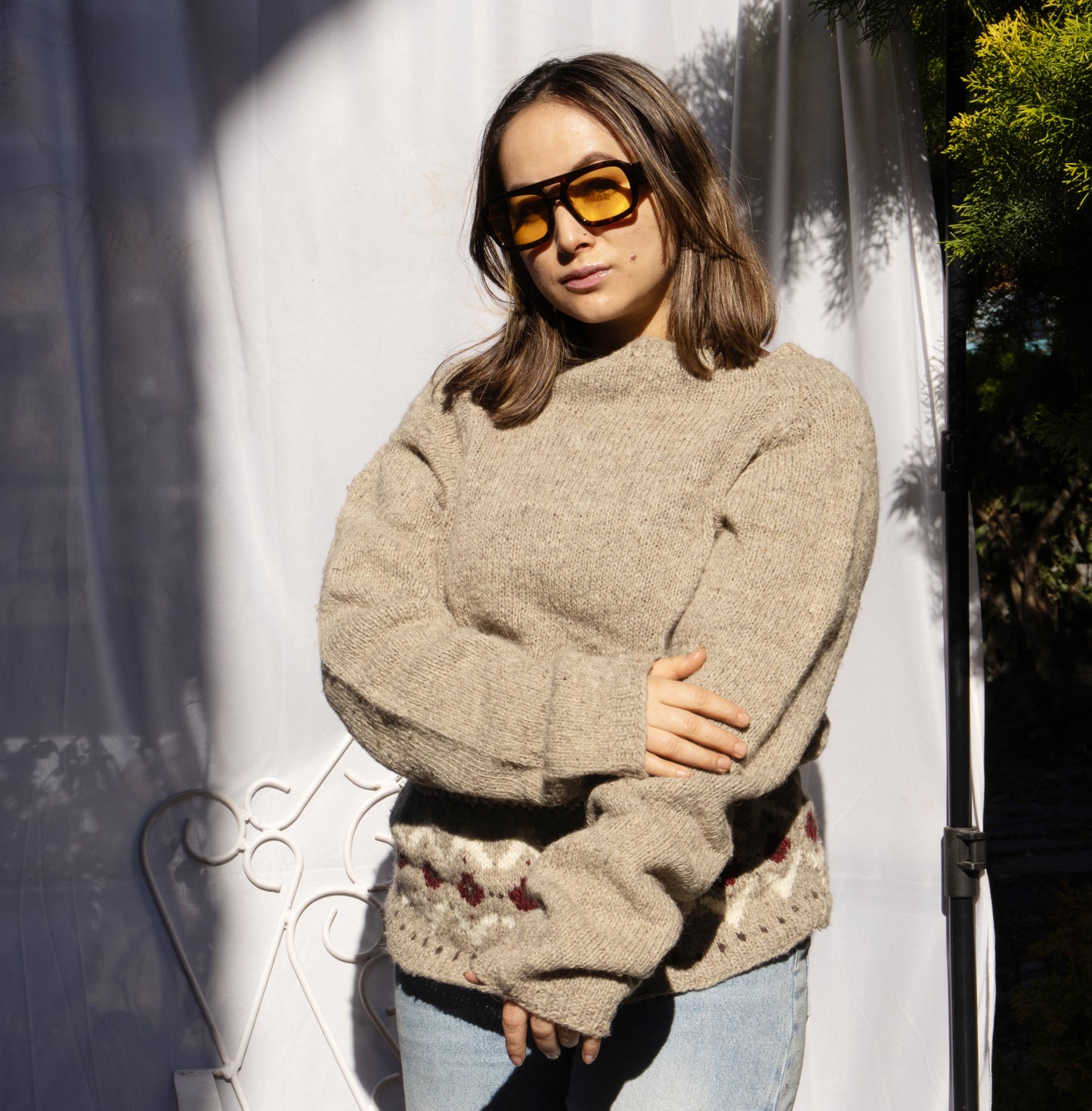 Align Earth minimal grey